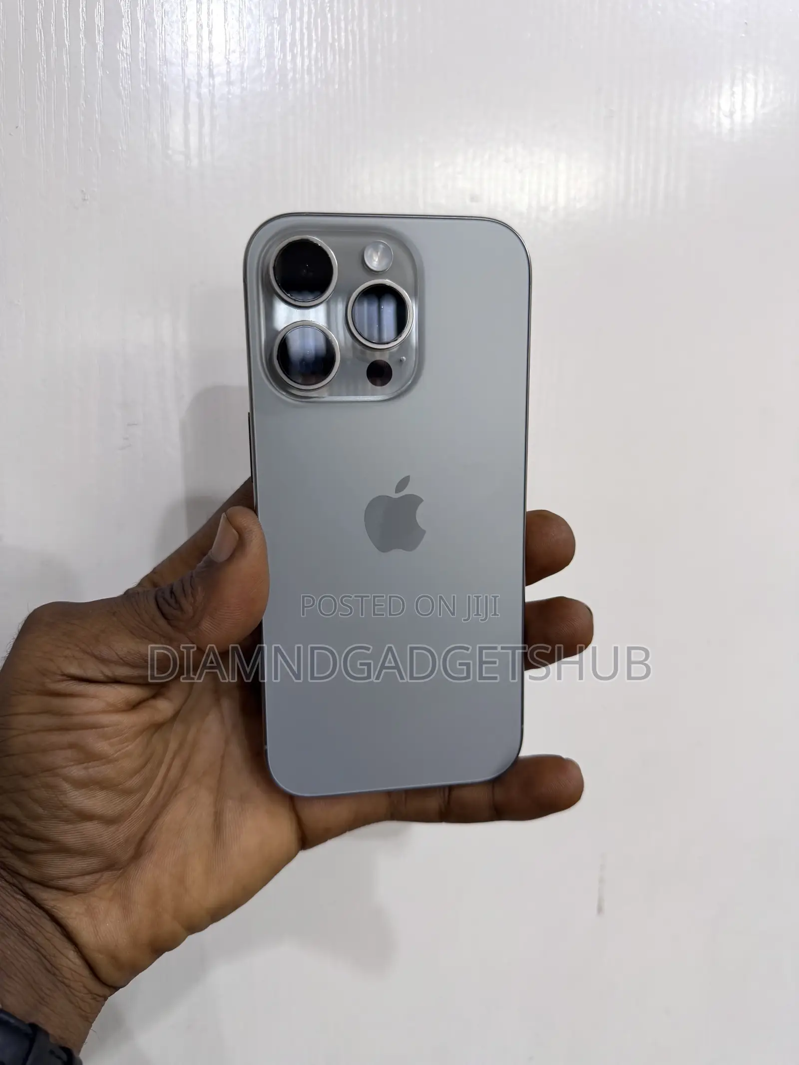 Apple iPhone 16 Pro 256 GB Gray