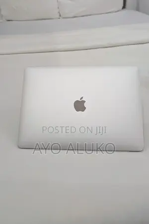 Laptop Apple MacBook 2018 16GB Intel Core Ultra 7 SSD 500GB
