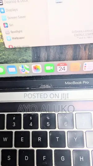 Laptop Apple MacBook 2018 16GB Intel Core Ultra 7 SSD 500GB
