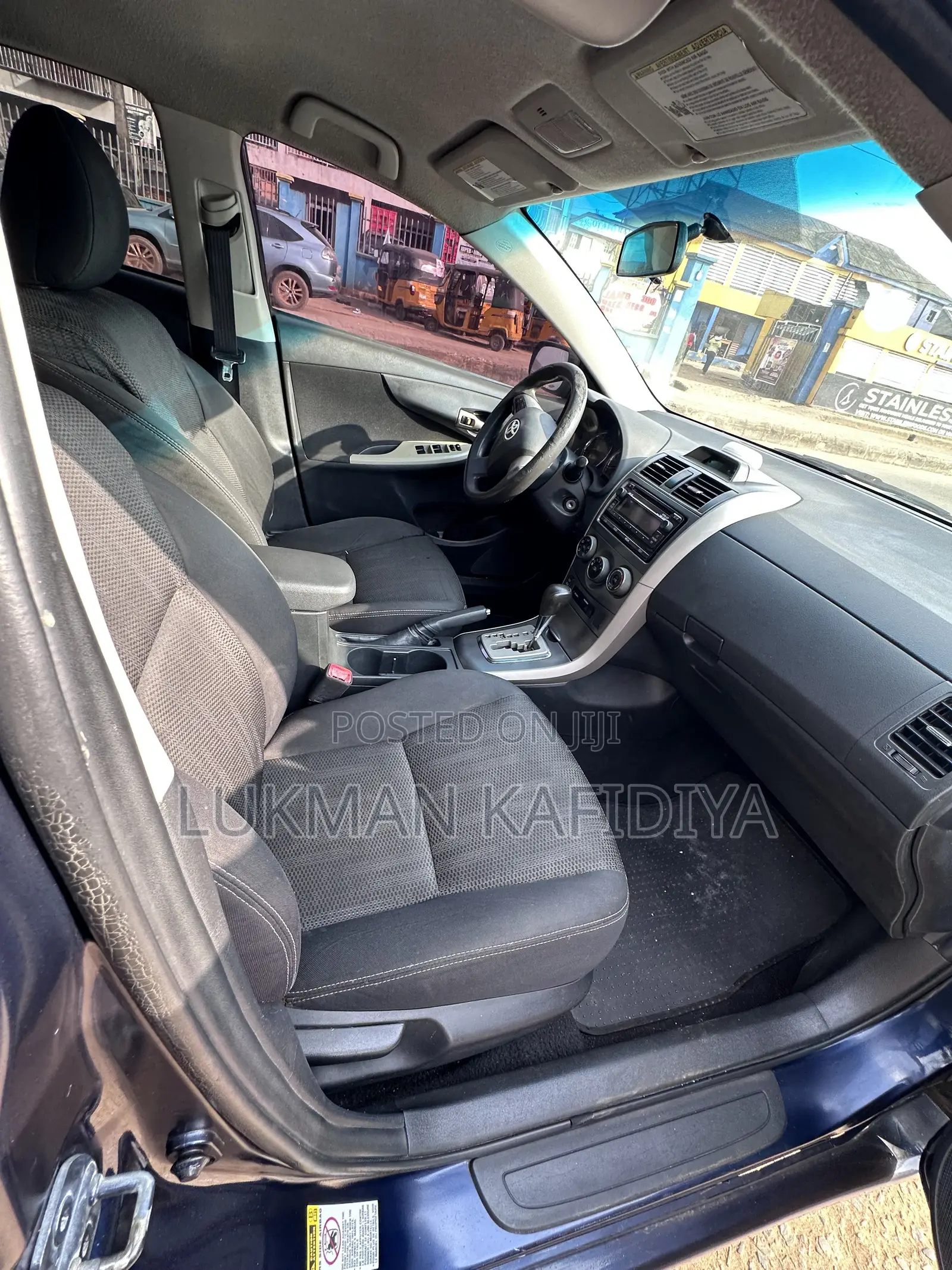 Toyota Corolla 2012 Blue