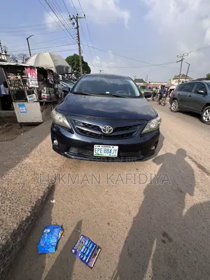 Toyota Corolla 2012 Blue