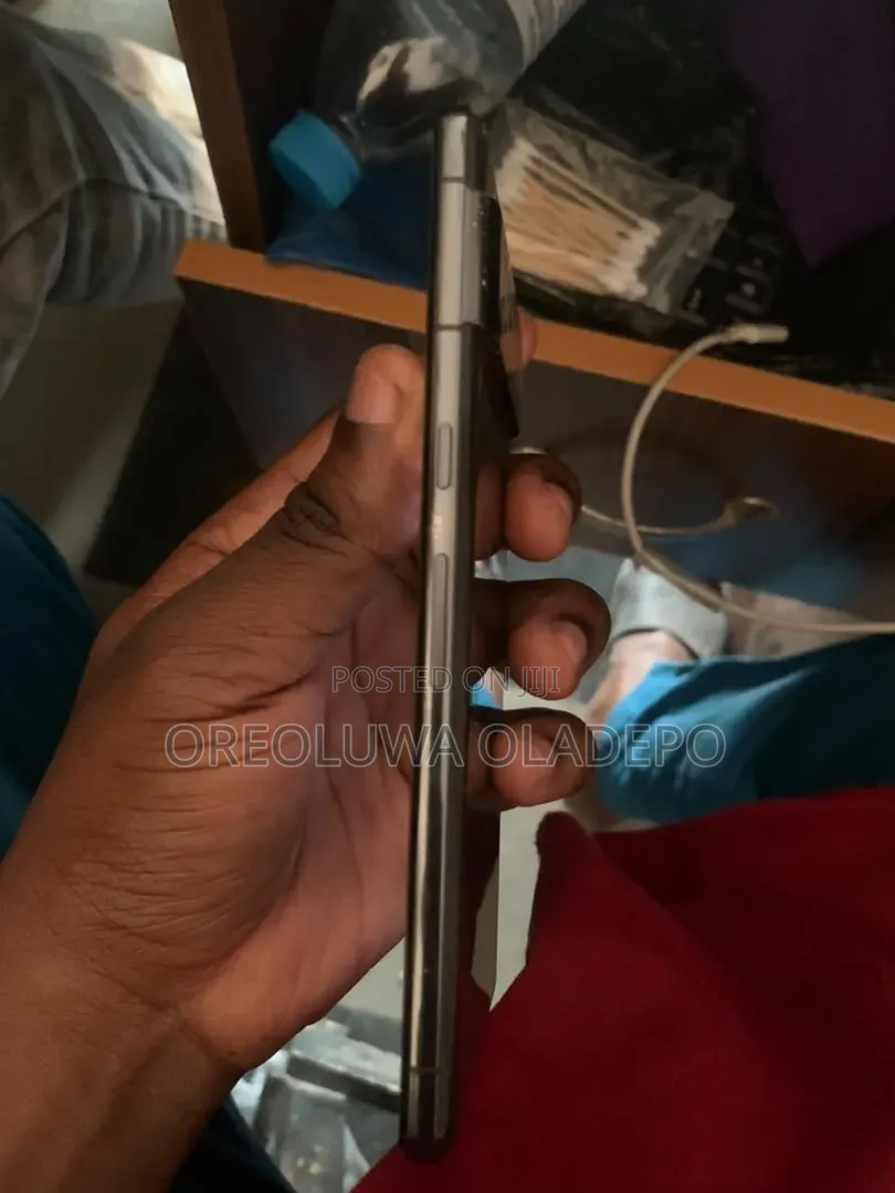 Google Pixel 7 Pro 256 GB Black