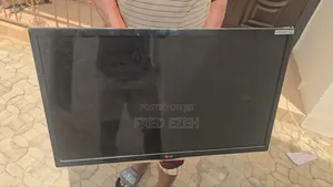 32 Inches LG TV