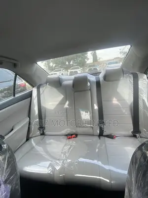 Toyota Camry 2016 Gray