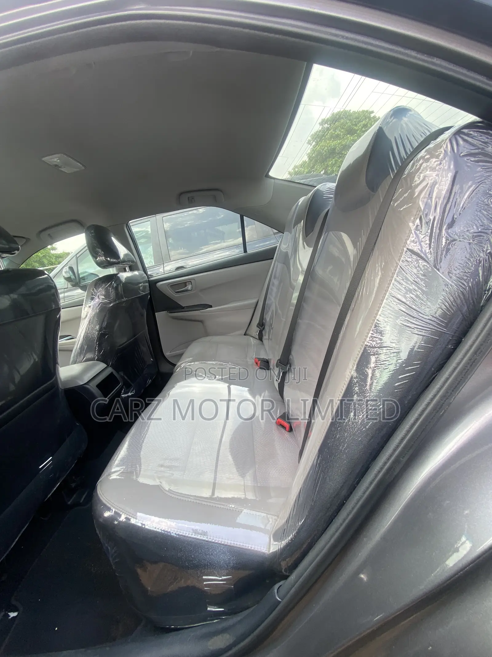 Toyota Camry 2016 Gray