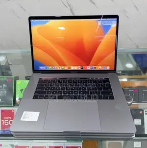 Laptop Apple MacBook Pro 2017 16GB Intel Core i7 SSD 512GB