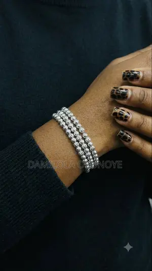 3n1 Silvery Ball Bracelet