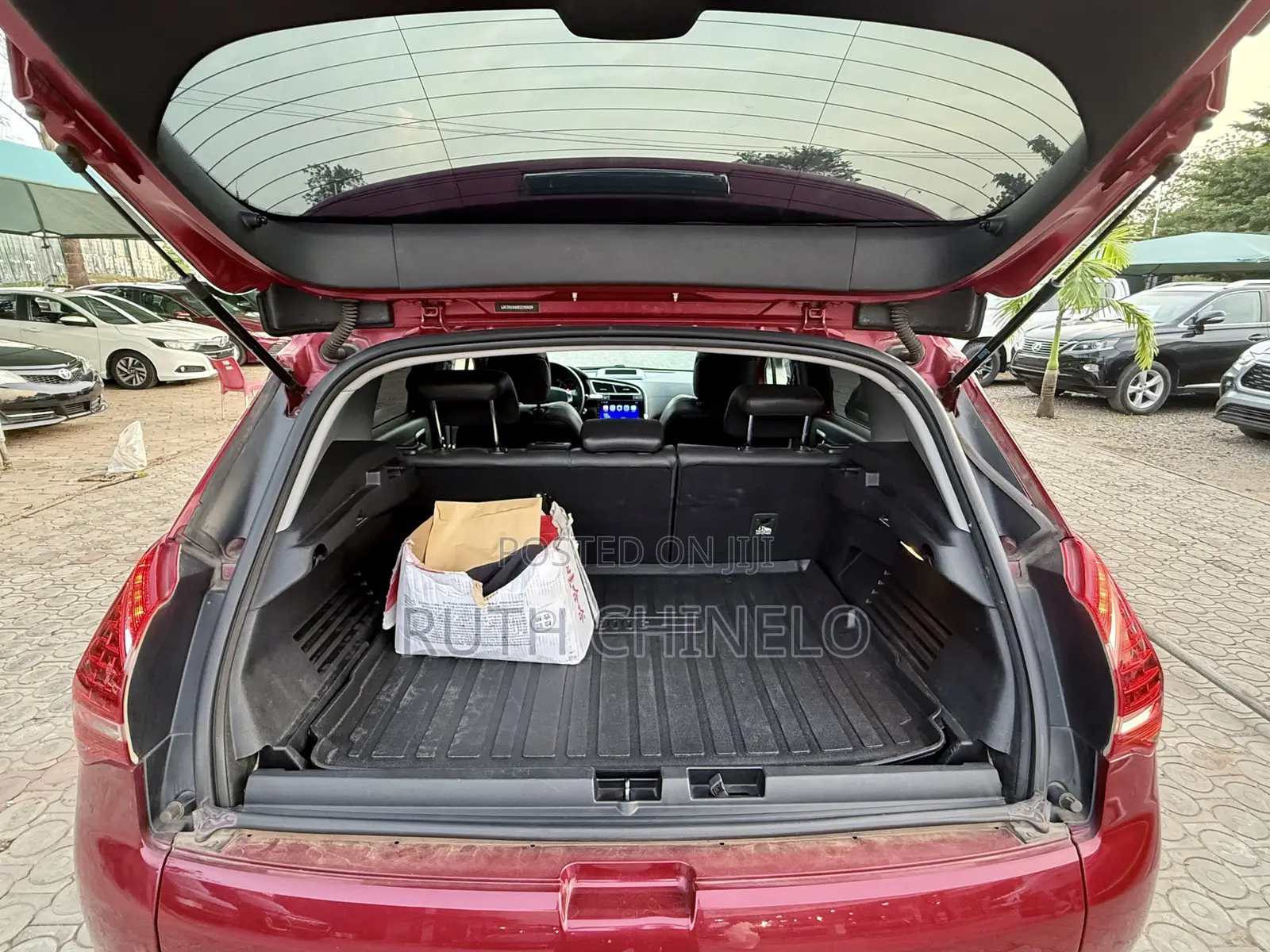 Peugeot 3008 2015 Red