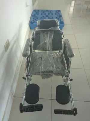 High Backrest Patient Commode Wheelchair for Daily Hygiene