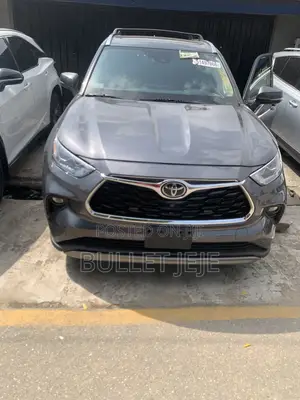 Toyota Highlander Platinum 2022 Gray