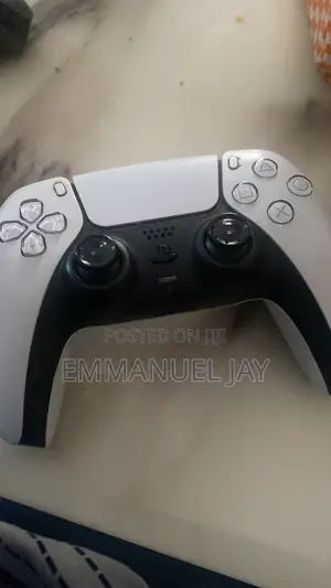 PS5 1 Terabyte With COD Installed With 1 Pad