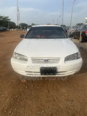 Toyota Camry 2002 White