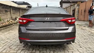 Hyundai Sonata Limited 4dr Sedan (2.4L 4cyl 6A) 2015 Brown