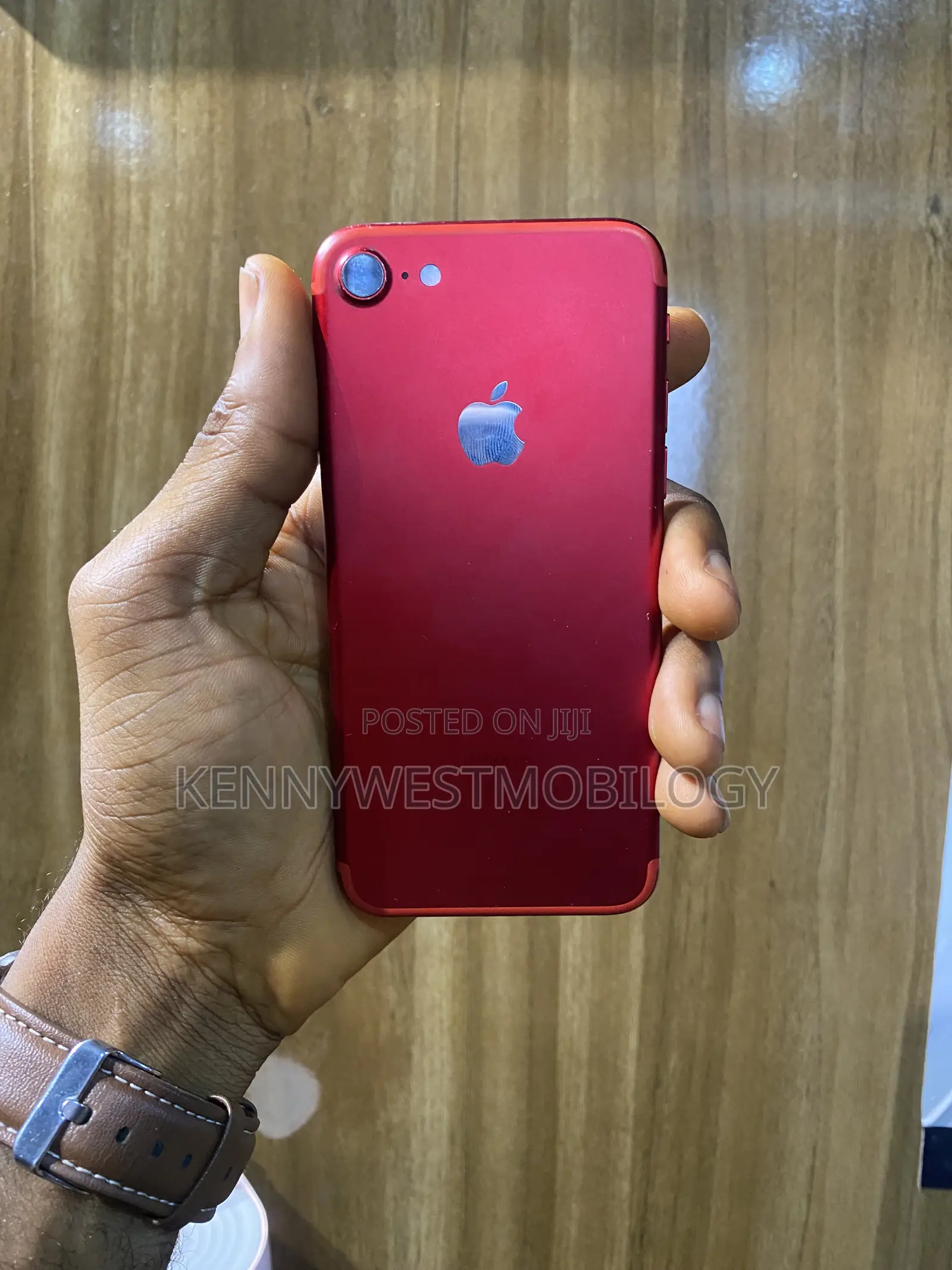 Apple iPhone 7 128 GB Red