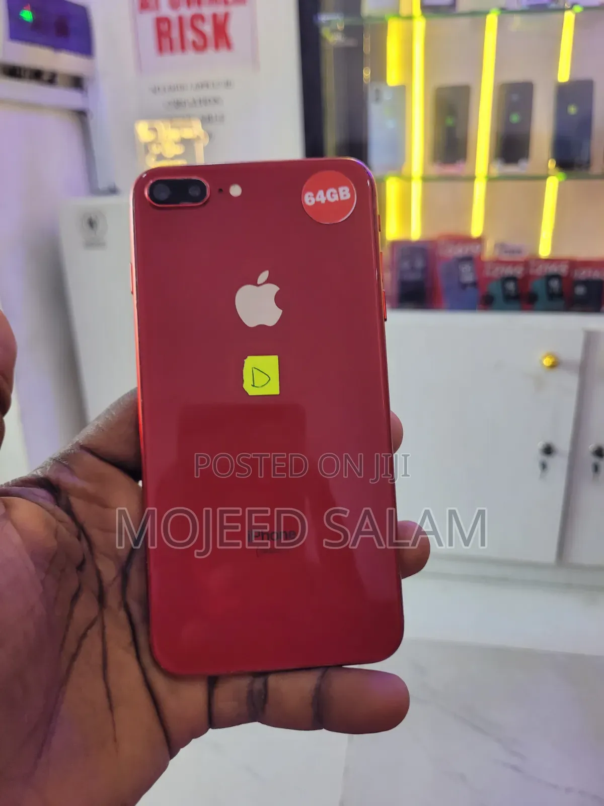 Apple iPhone 8 Plus 64 GB Red