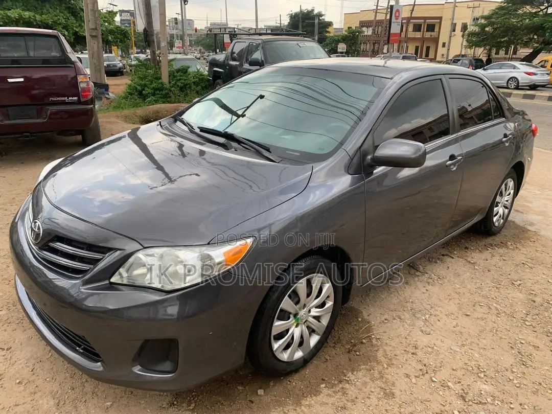 Toyota Corolla 2013 Gray