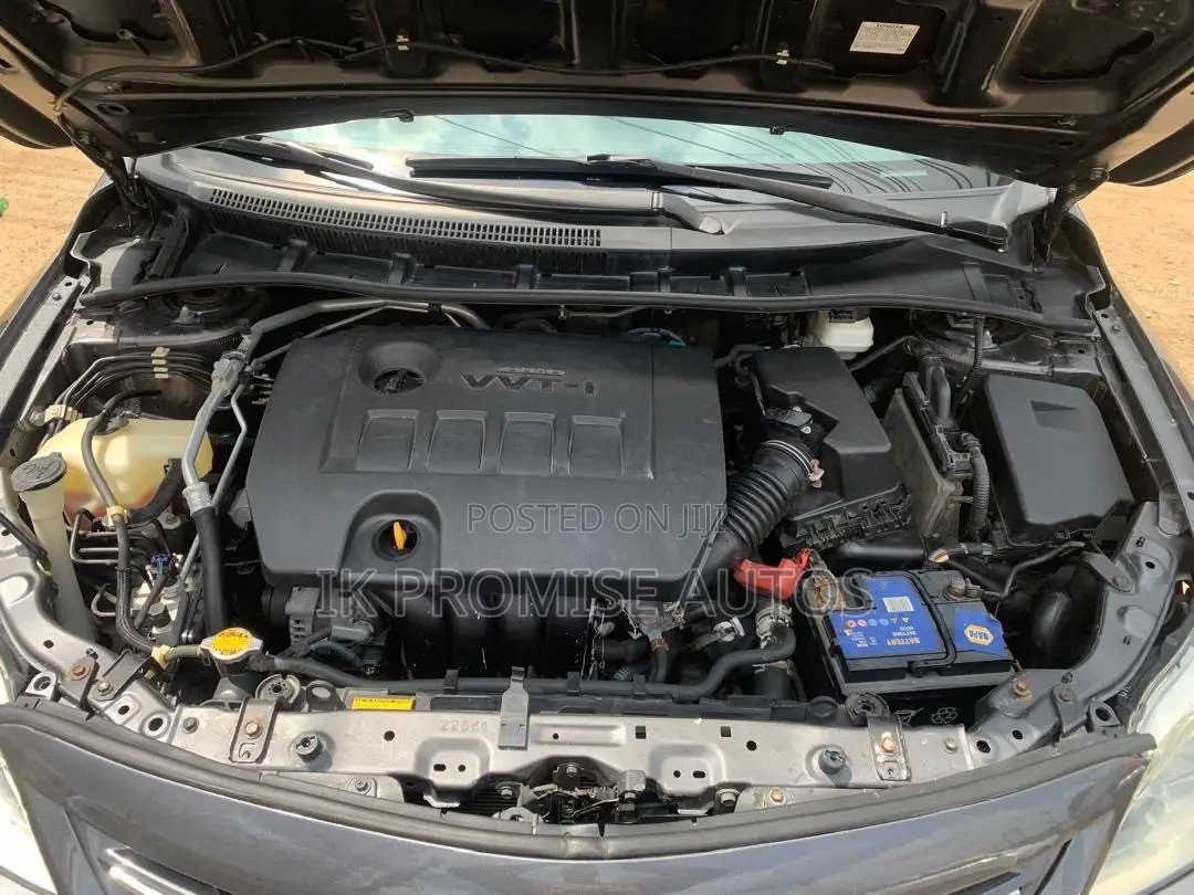 Toyota Corolla 2013 Gray