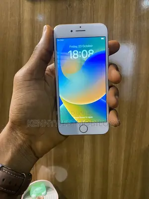 Apple iPhone 8 64 GB Gold