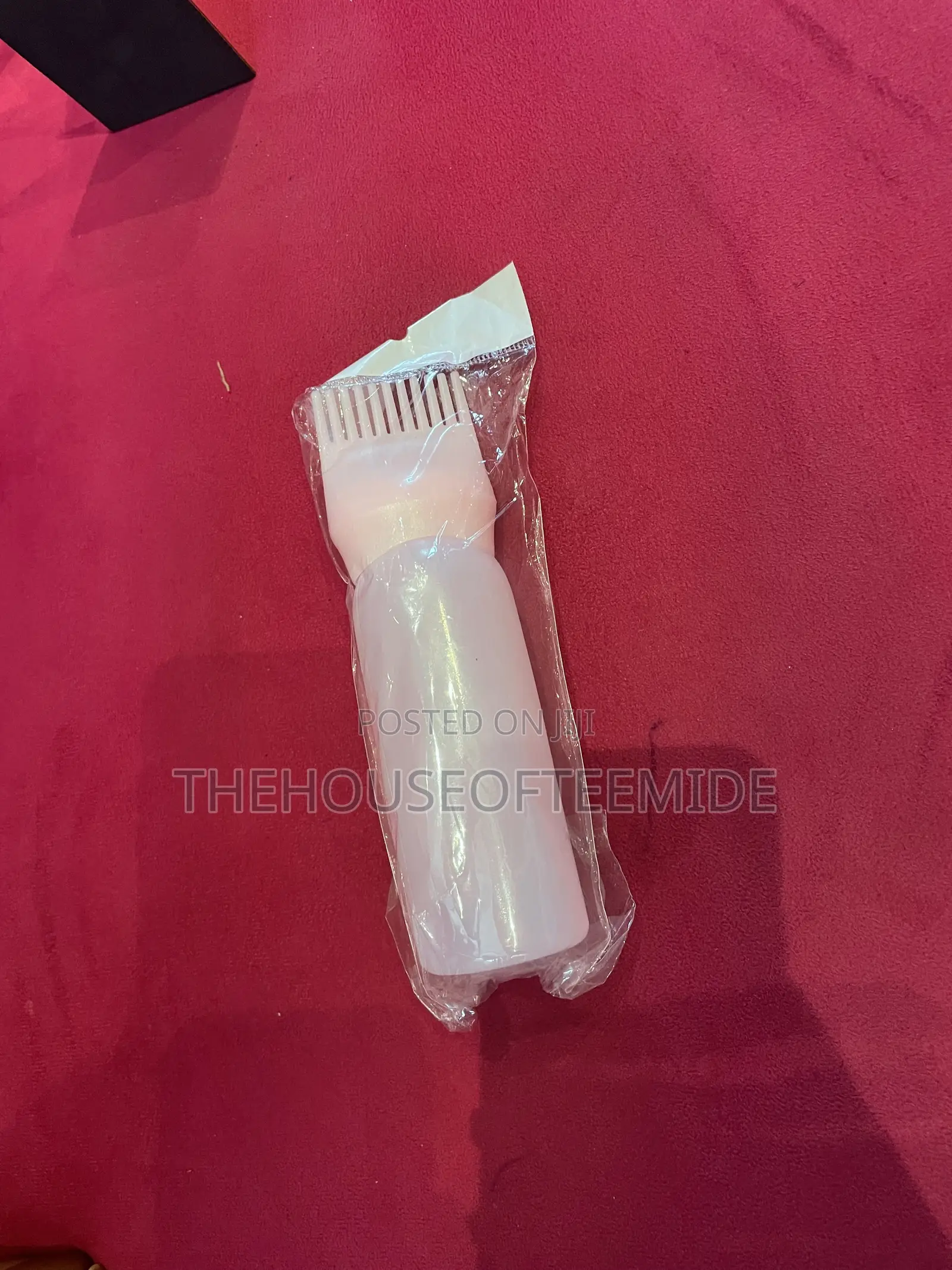 Comb Spraying Bottle for Easy Detangling