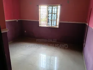 8bdrm Bungalow in Ifo for sale