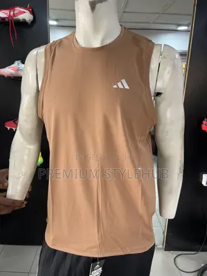 Quality Gym Top & Joggers