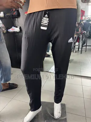 Quality Gym Top & Joggers