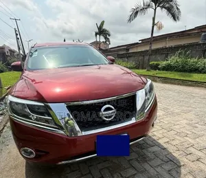 Nissan Pathfinder SL 4x4 2013 Red
