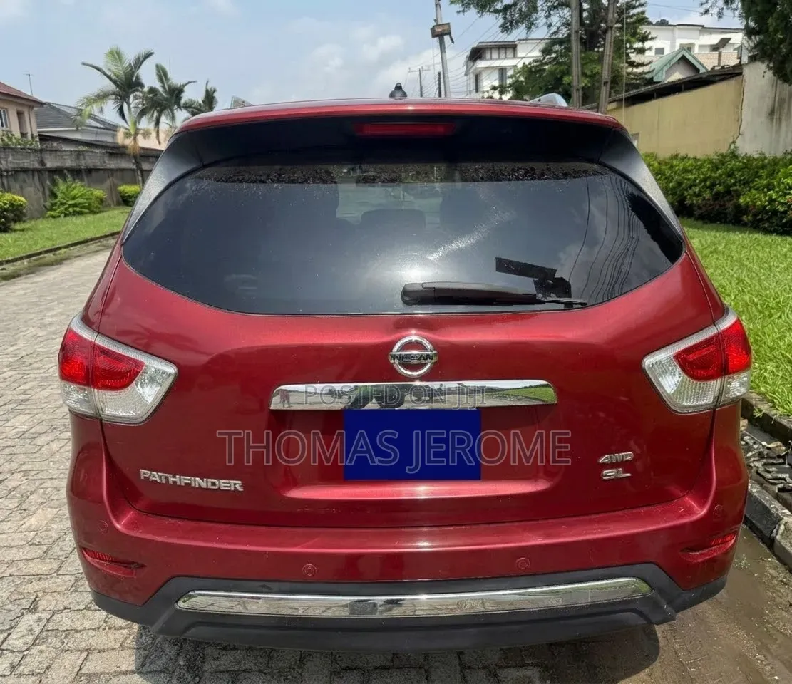 Nissan Pathfinder SL 4x4 2013 Red
