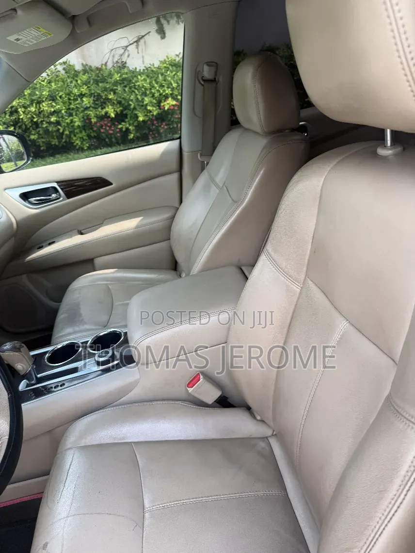 Nissan Pathfinder SL 4x4 2013 Red