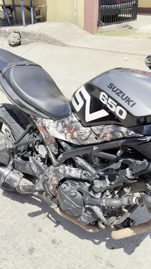 Suzuki 2017 Black