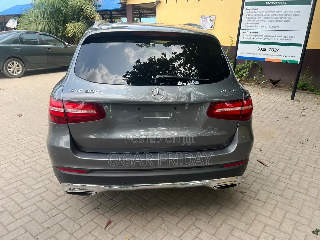 Mercedes-Benz GLC-Class 2018 Blue