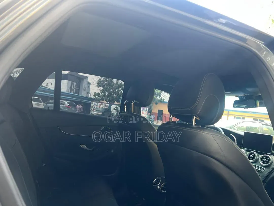 Mercedes-Benz GLC-Class 2018 Blue