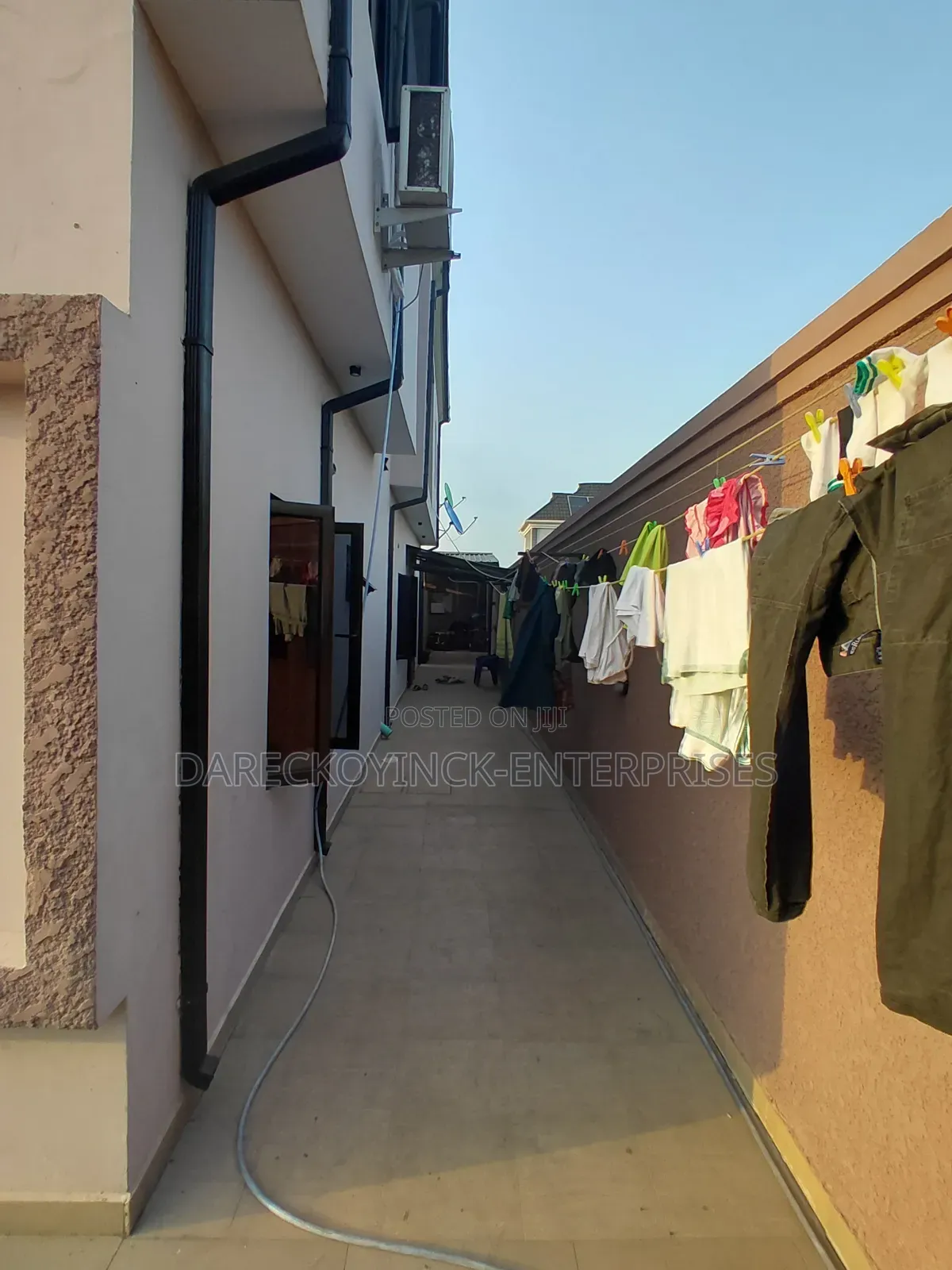 Five Bedrooms Duplex With a Room Self Contain