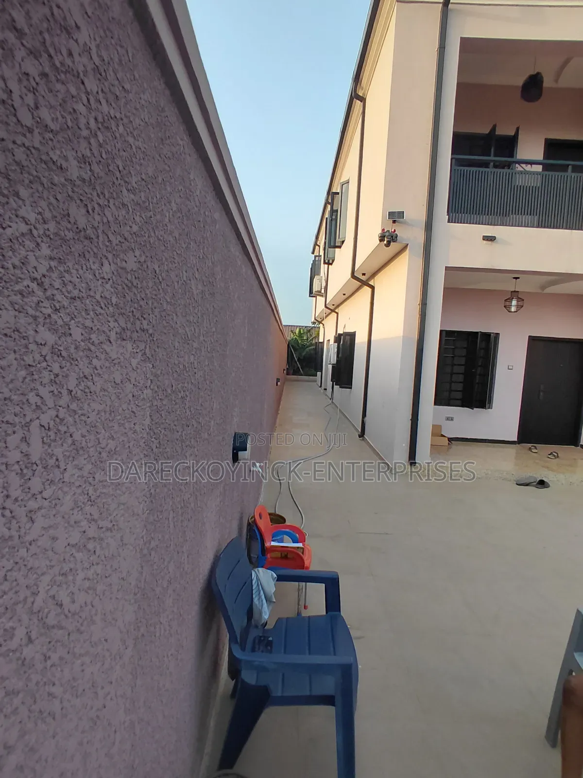 Five Bedrooms Duplex With a Room Self Contain