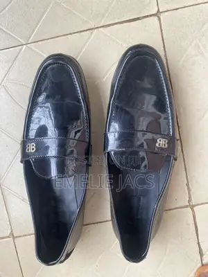 Used SHOE at Asaba Like New