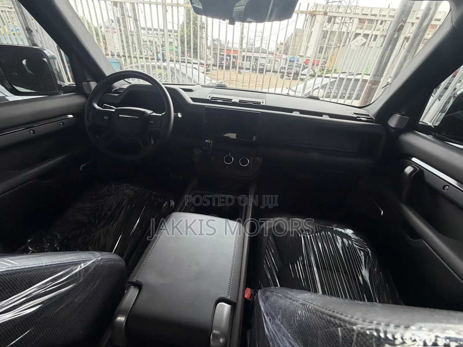 Land Rover Defender 2023 Black