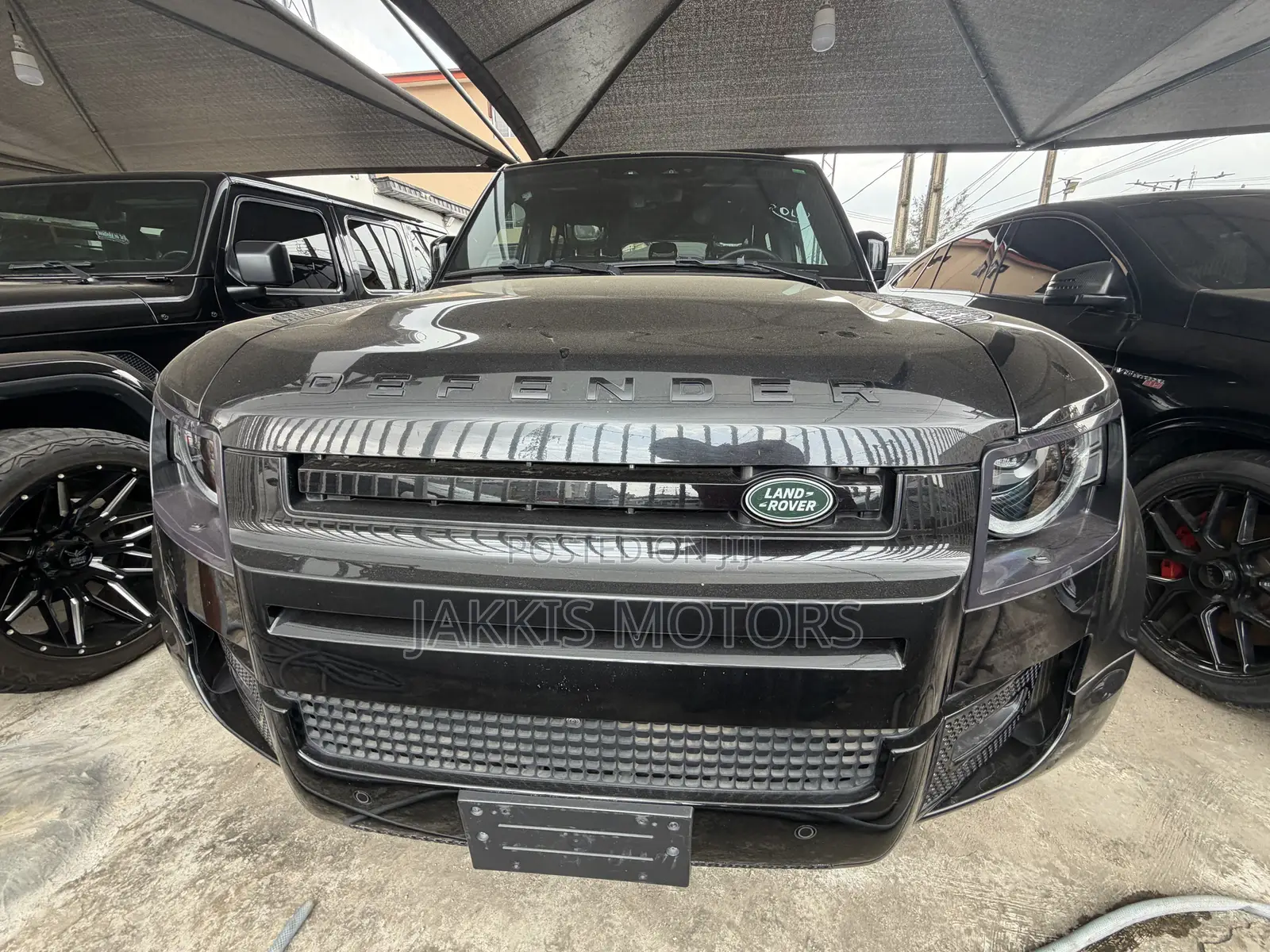 Land Rover Defender 2023 Black