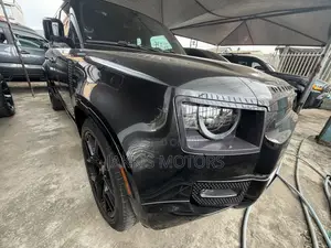 Land Rover Defender 2023 Black