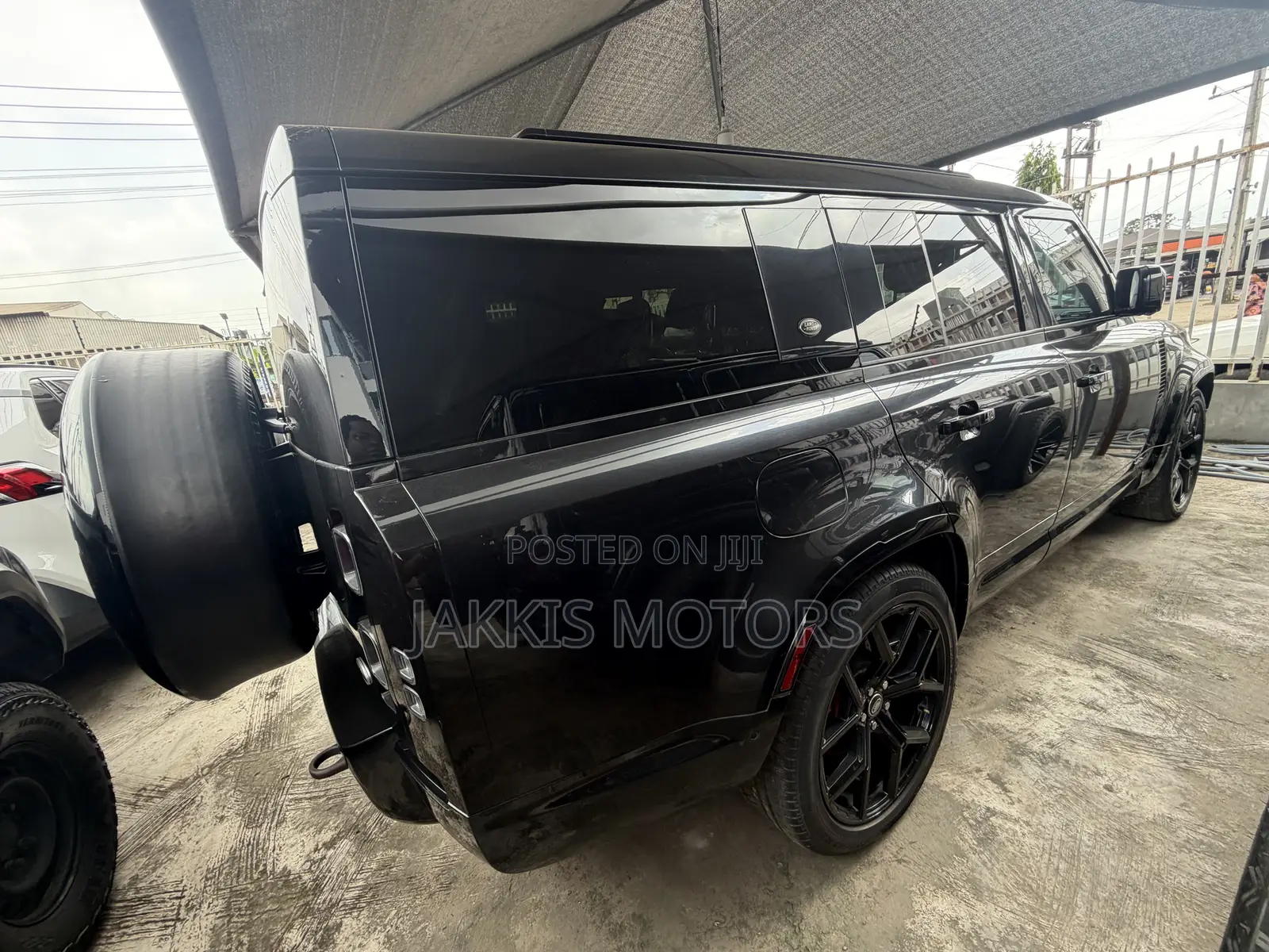 Land Rover Defender 2023 Black