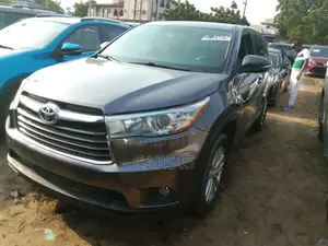 Toyota Highlander 2015 Gray