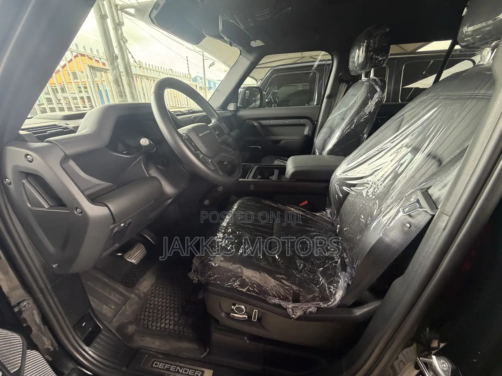 Land Rover Defender 2023 Black