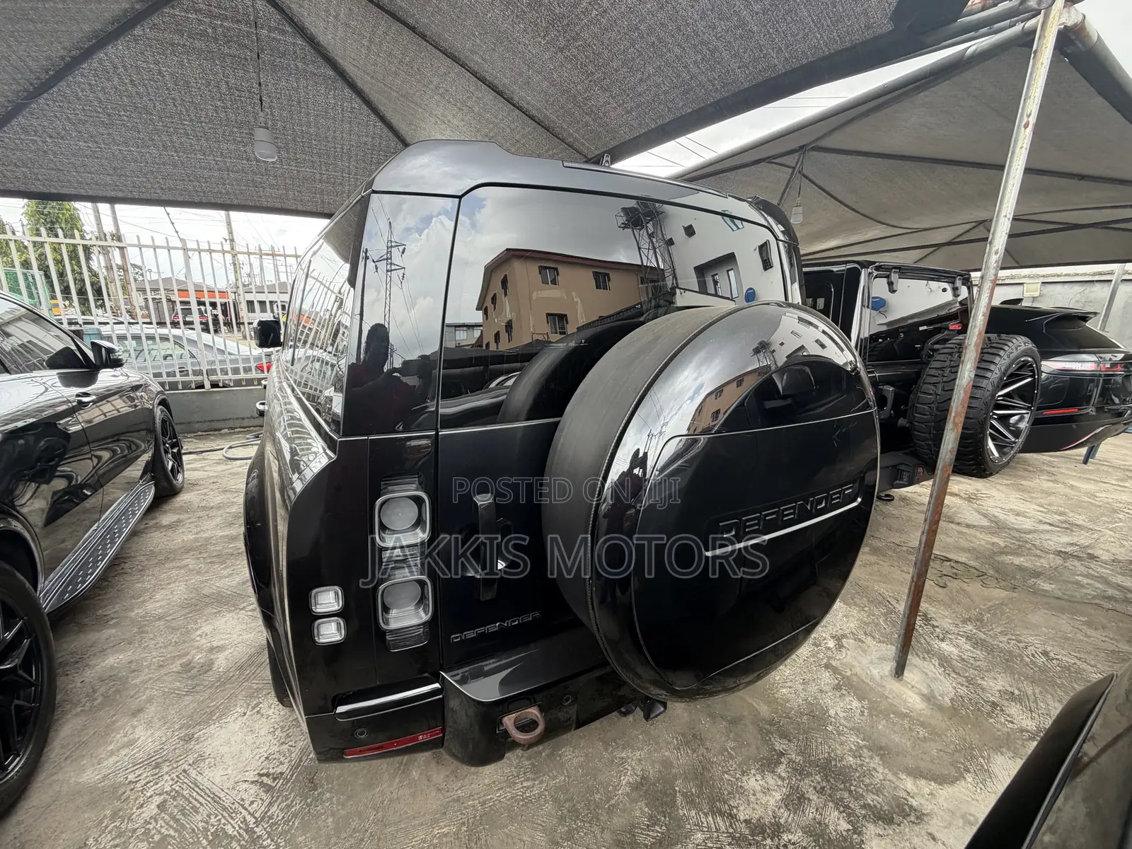 Land Rover Defender 2023 Black