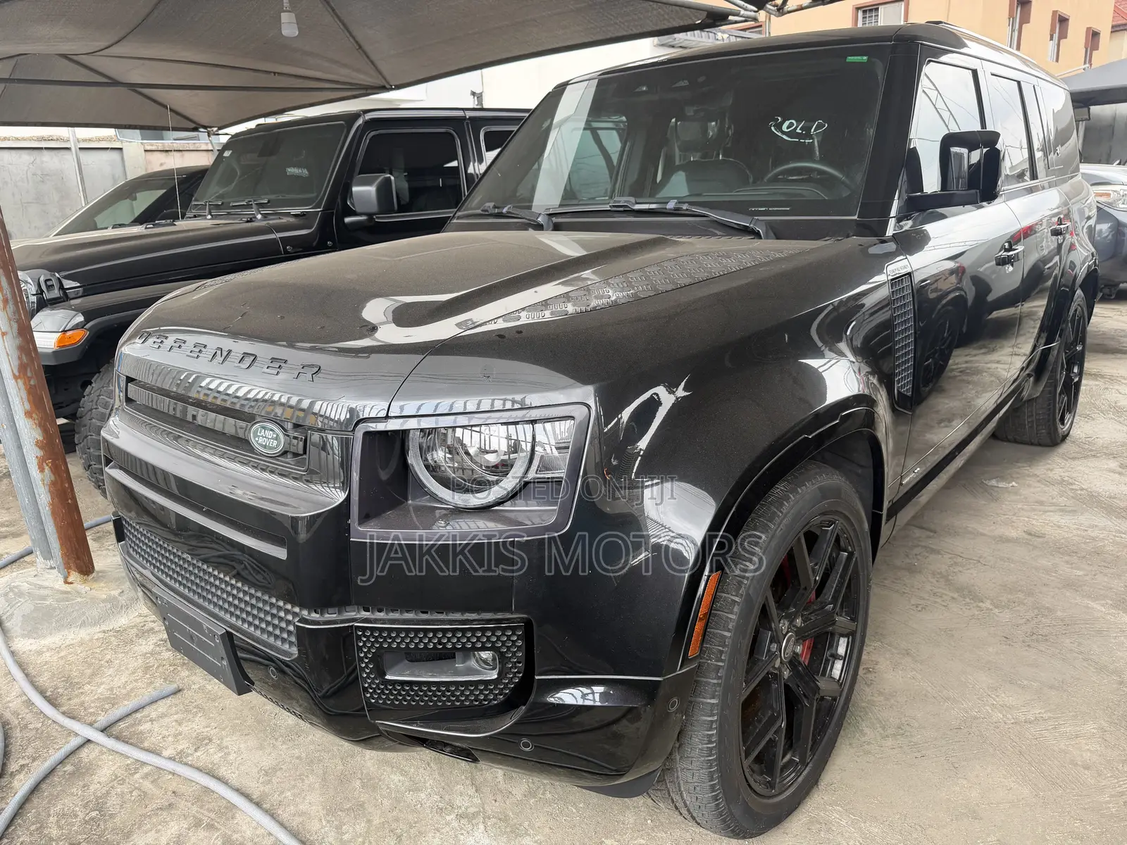 Land Rover Defender 2023 Black