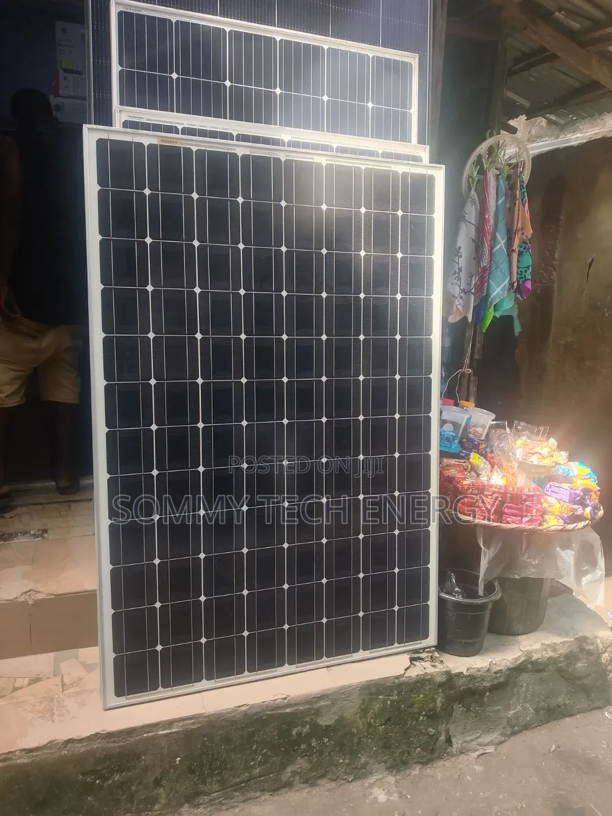 300w Canadian Panel 96cell