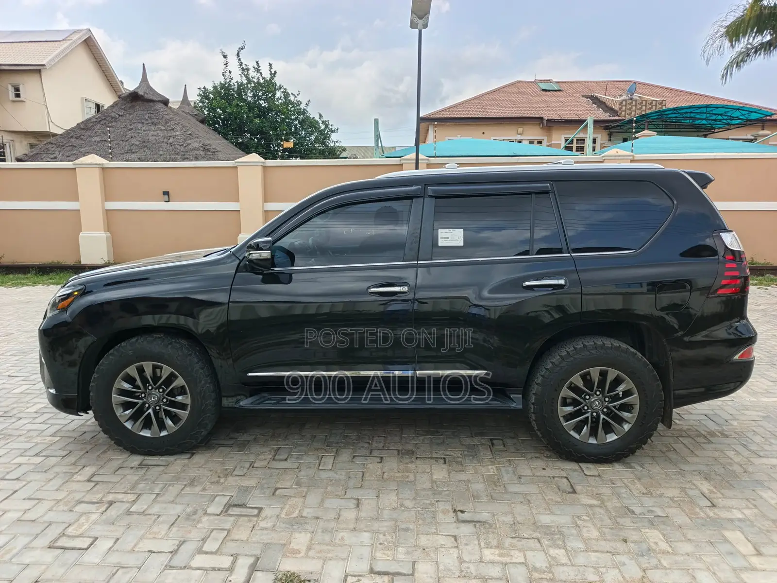 Lexus GX 2012 Black