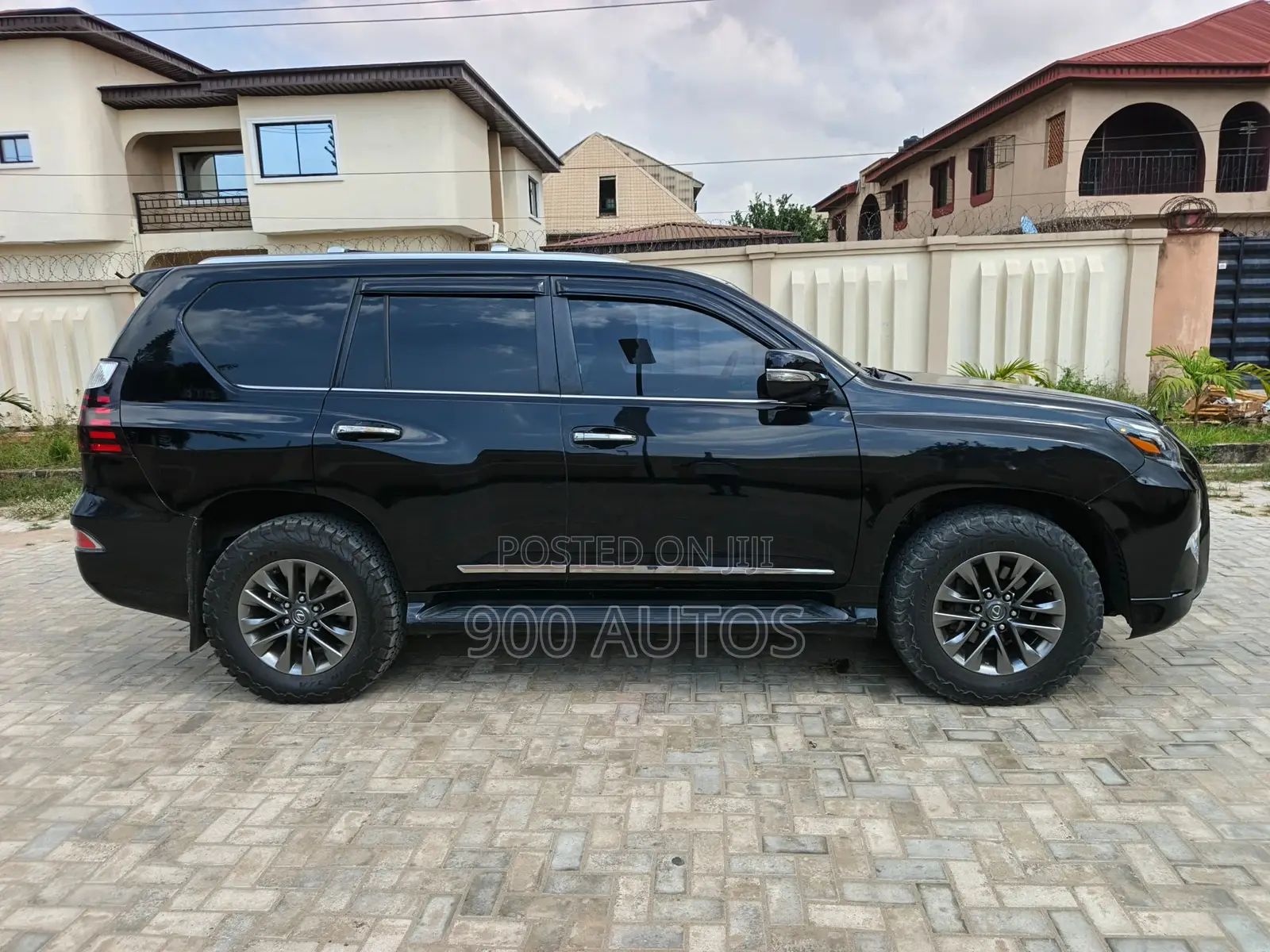 Lexus GX 2012 Black