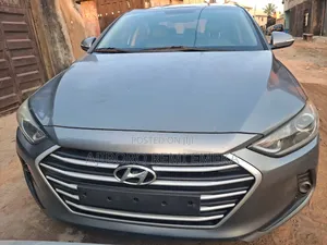 Hyundai Avante 2016 Gray