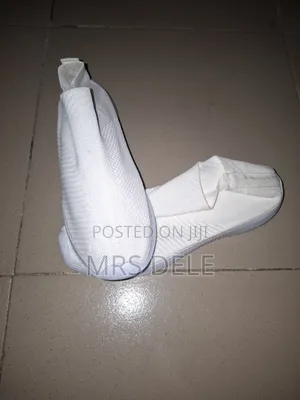 Breathable Fashion Sneakers