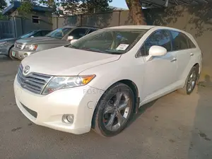 Toyota Venza 2011 White