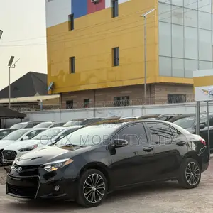 Toyota Corolla 2014 Black